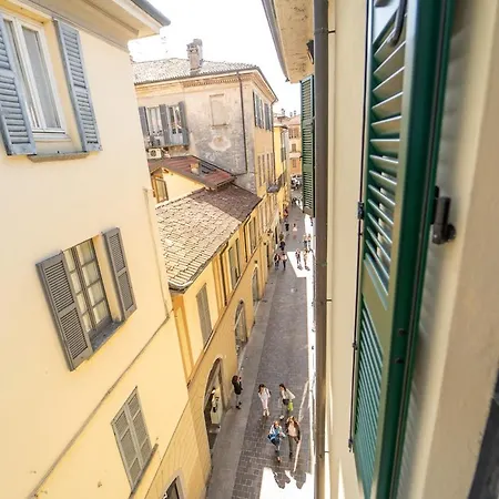 Lovely In The Walled With Wifi E Ac شقة كومو