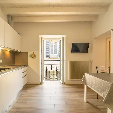 Lovely In The Walled With Wifi E Ac * コモ